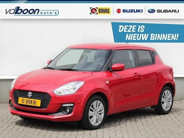 Rood Gebruikt 2018 Suzuki Swift Hatchback | € 13.395 (Eerlijke prijs) - Afbeelding 1/4
