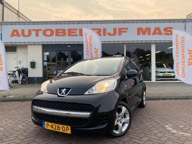 Grijs Gebruikt 2010 Peugeot 107 Hatchback | € 5.750 (Eerlijke prijs) - Afbeelding 1/4