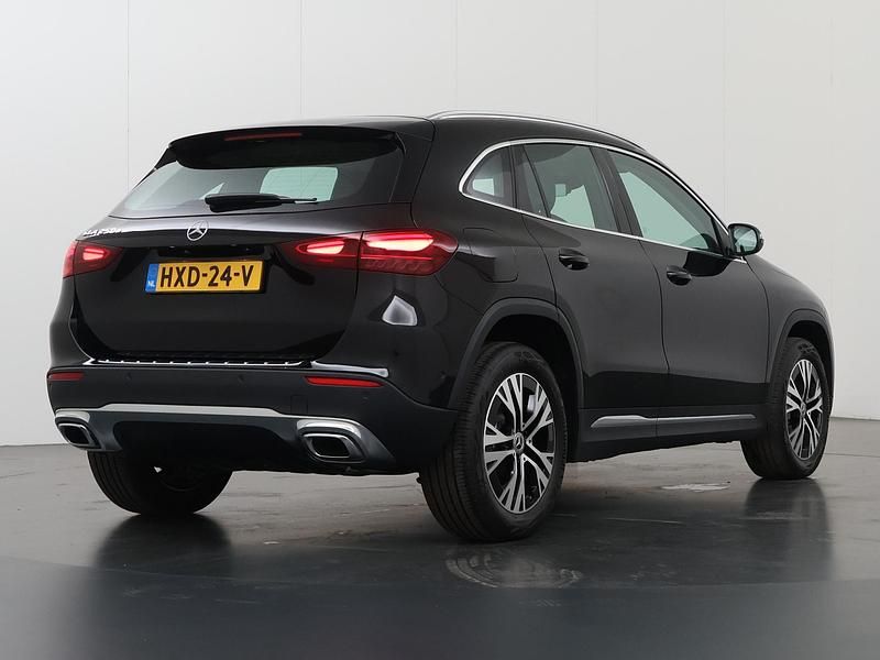 Occasion Mercedes GLA250 Business 218 PK (160 kW) 2023 Zwart SUV