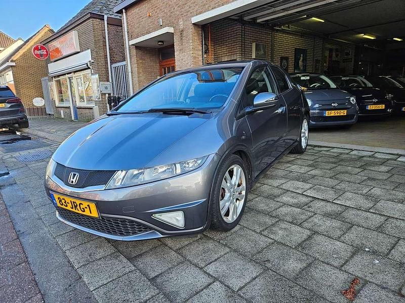 Grijs Occasion 2009 Honda Civic Hatchback | € 4.950 (Eerlijke prijs) - Afbeelding 1/4