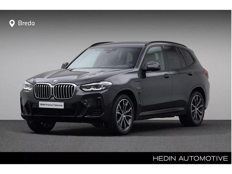 Grijs Occasion 2022 BMW X3 Executive SUV | € 47.880 (Eerlijke prijs) - Afbeelding 1/4