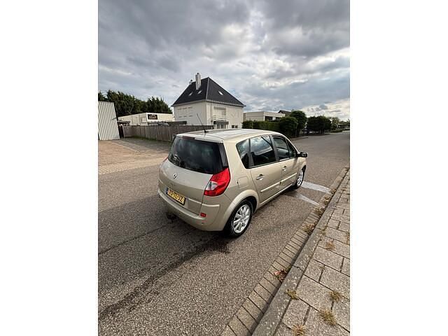 Occasion Renault Scénic II 135 PK (99 kW) 2006 Beige MPV