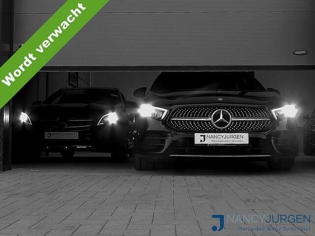 Blauw Gebruikt 2018 Mercedes C180 Business Stationwagen | € 22.850 (Goede deal) - Afbeelding 1/4