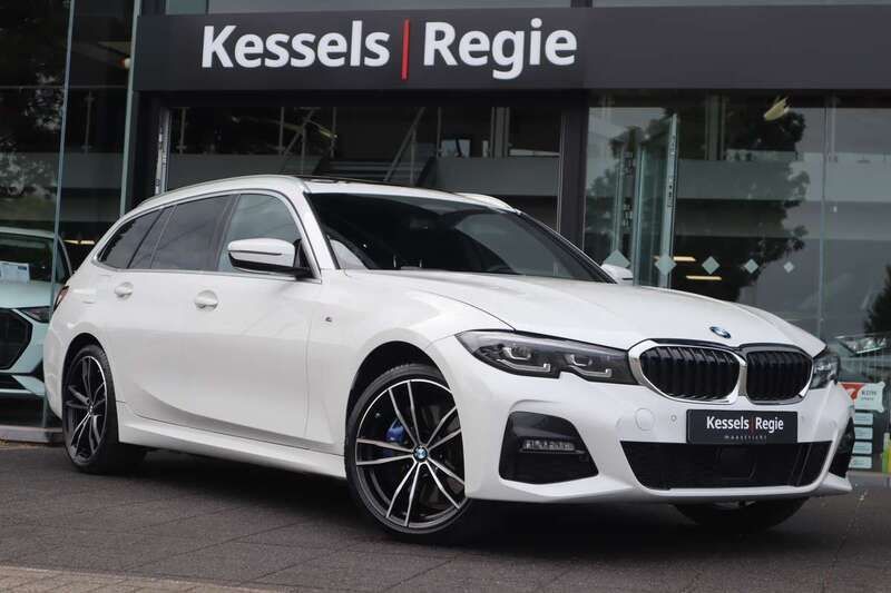 Wit Gebruikt 2021 BMW 330 M Sport Stationwagen | € 36.950 (Goede deal) - Afbeelding 1/4