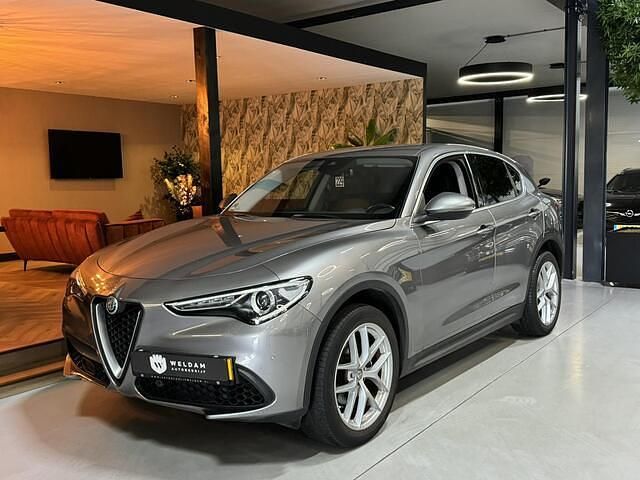 Occasion Alfa Romeo Stelvio 280 PK (205 kW) 2017 Grijs (metallic) SUV