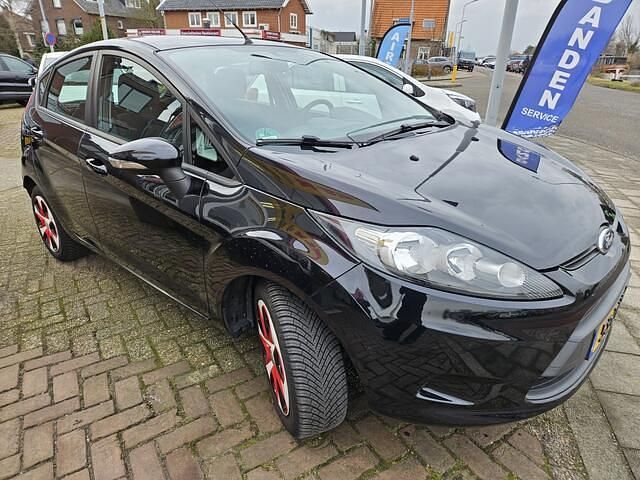 Occasion Ford Fiesta 60 PK (44 kW) 2013 Zwart (metallic) Hatchback
