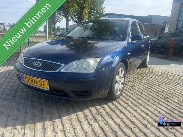 Occasion Ford Mondeo Ambiente 110 PK (80 kW) 2005 Blauw Hatchback