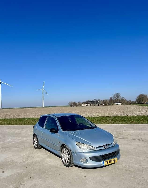 Occasion Peugeot 206 GTi 136 PK (100 kW) 2004 Grijs Hatchback