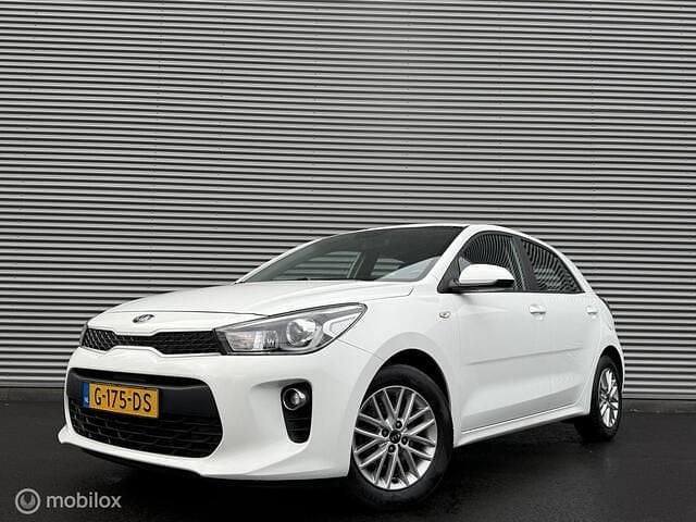 Wit Gebruikt 2019 Kia Rio Hatchback | € 10.750 (Goede deal) - Afbeelding 1/4