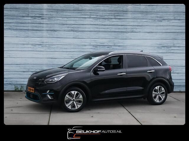Zwart Occasion 2020 Kia e-Niro SUV | € 14.999 (Eerlijke prijs) - Afbeelding 1/4