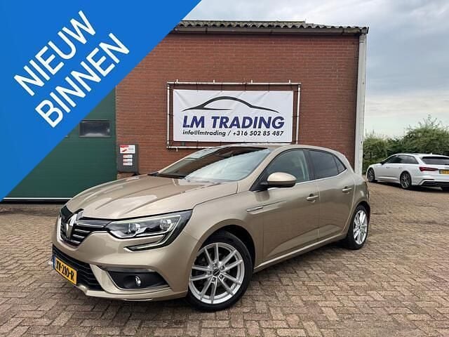 Bruin Gebruikt 2016 Renault Mégane III Zen Hatchback | € 8.450 (Goede deal) - Afbeelding 1/4