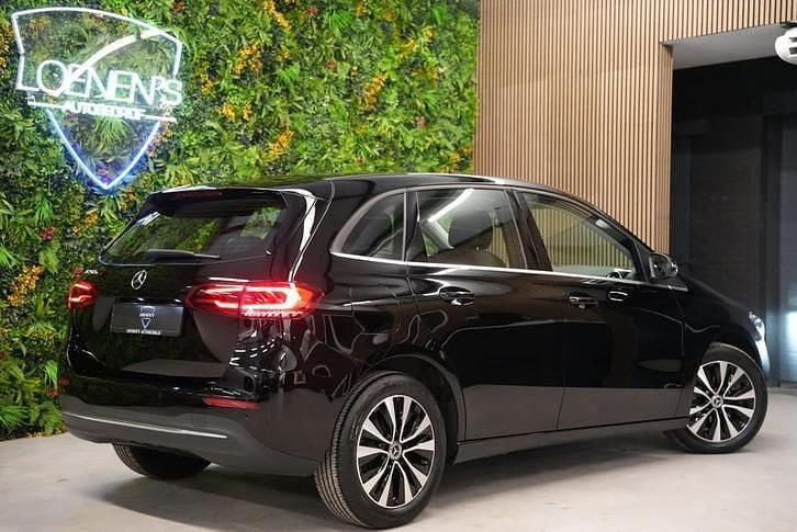 Occasion Mercedes B250e Advantage 218 PK (160 kW) 2021 Zwart MPV