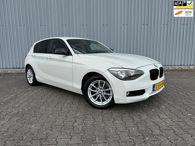 Wit Gebruikt 2013 BMW 116 M Sport Hatchback | € 10.499 (Super prijs) - Afbeelding 1/4