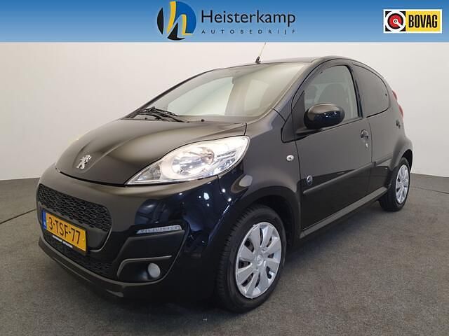 Zwart Gebruikt 2014 Peugeot 107 Envy Hatchback | € 5.950 (Iets duurder) - Afbeelding 1/4