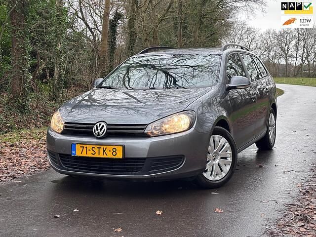 Grijs Gebruikt 2011 VW Golf Trendline Stationwagen | € 1.950 (Goede deal) - Afbeelding 1/4