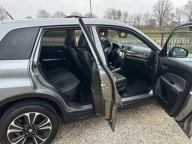 Occasion Suzuki Vitara Style 140 PK (102 kW) 2019 Grijs SUV