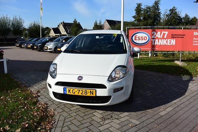 Occasion Fiat Punto Pop 101 PK (74 kW) 2016 Wit Hatchback