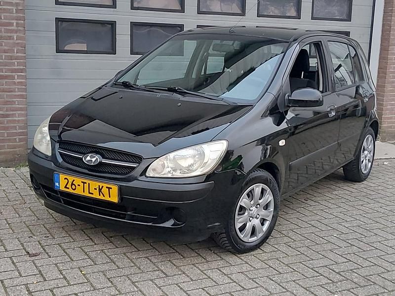Zwart Occasion 2006 Hyundai Getz Active Hatchback | € 1.850 (Eerlijke prijs) - Afbeelding 1/4