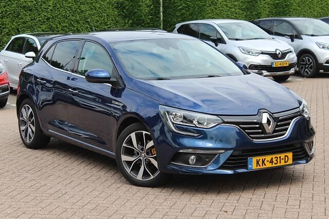 Blauw Gebruikt 2016 Renault Mégane IV Bose Edition Hatchback | € 13.999 (Duur) - Afbeelding 1/4