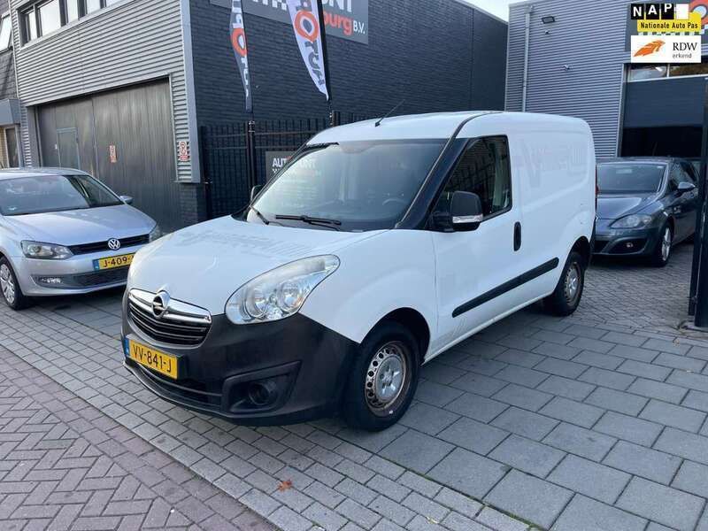 Gebruikt 2016 Opel Combo Selection MPV | € 4.131 (Eerlijke prijs) - Afbeelding 1/4