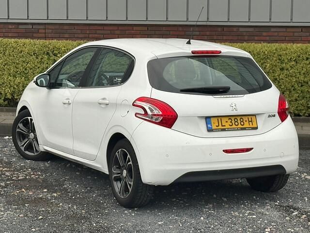 Occasion Peugeot 208 Allure 95 PK (69 kW) 2012 Wit Hatchback