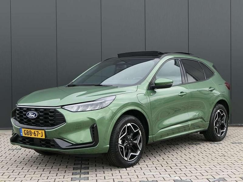 Groen Gebruikt 2024 Ford Kuga ST-Line SUV | € 37.940 (Eerlijke prijs) - Afbeelding 1/4