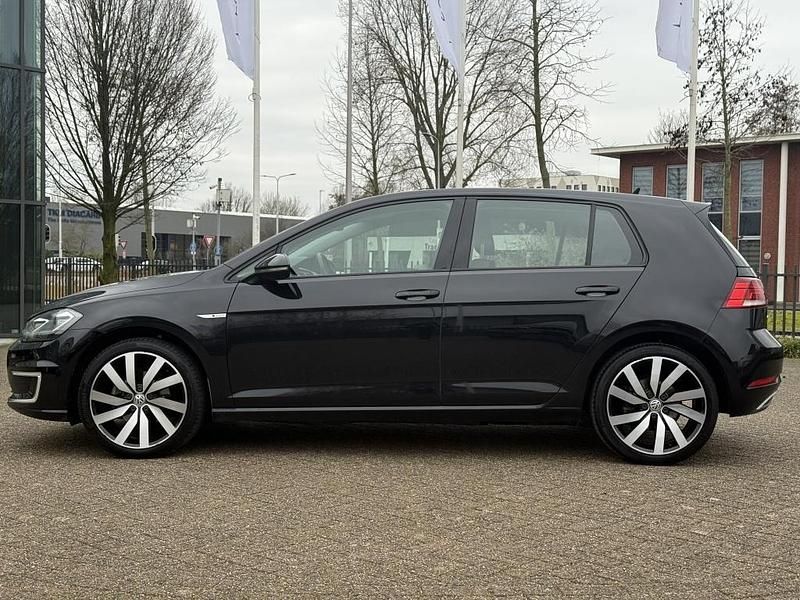 Occasion VW e-Golf 100 kW (136 PK) 2019 Zwart Hatchback