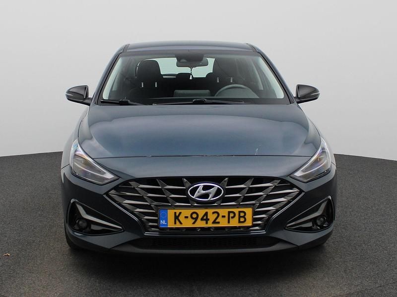 Occasion Hyundai i30 Comfort 120 PK (88 kW) 2021 Blauw Hatchback