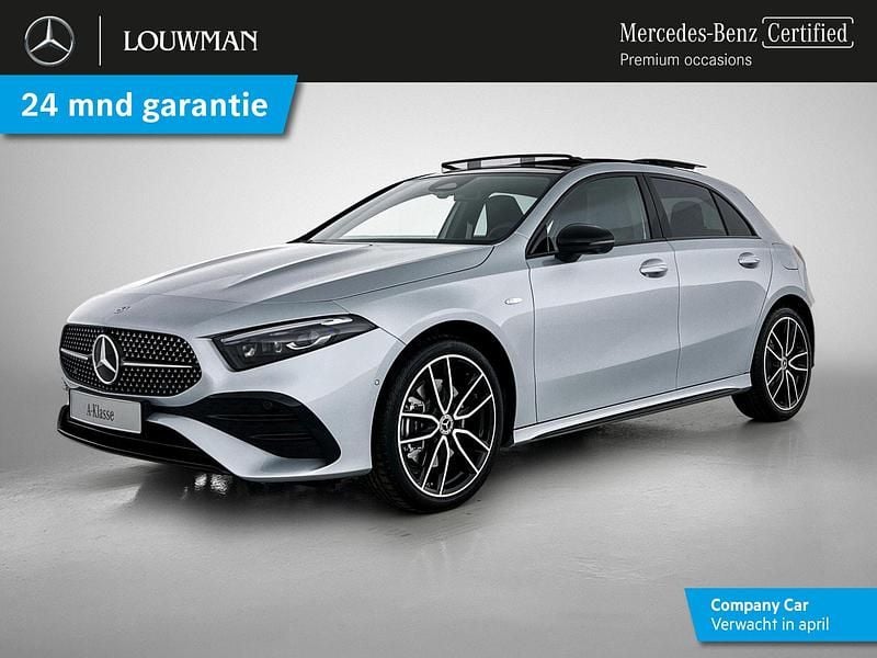 Occasion Mercedes A250 Business 211 PK (155 kW) 2025 Zilver Hatchback
