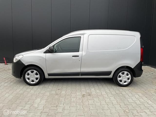 Occasion Dacia Dokker 102 PK (75 kW) 2017 Grijs (metallic) MPV