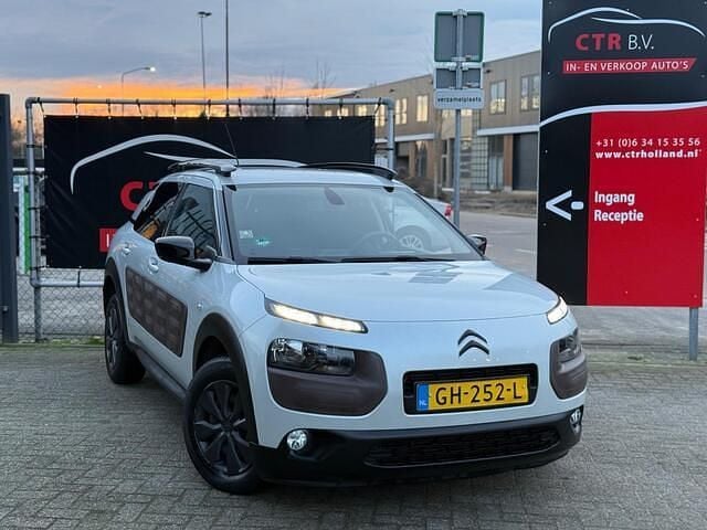 Wit (metallic) Gebruikt 2015 Citroën C4 Shine SUV | € 4.950 (Goede deal) - Afbeelding 1/4