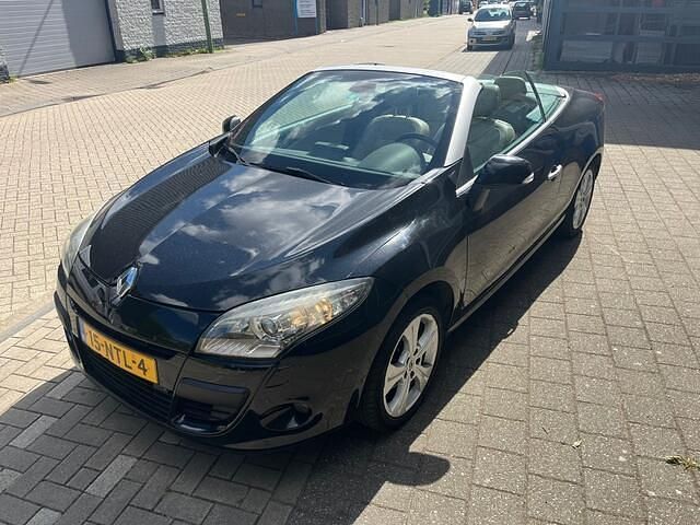 Occasion Renault Mégane Cabriolet Dynamique 131 PK (96 kW) 2010 Zwart Cabriolet