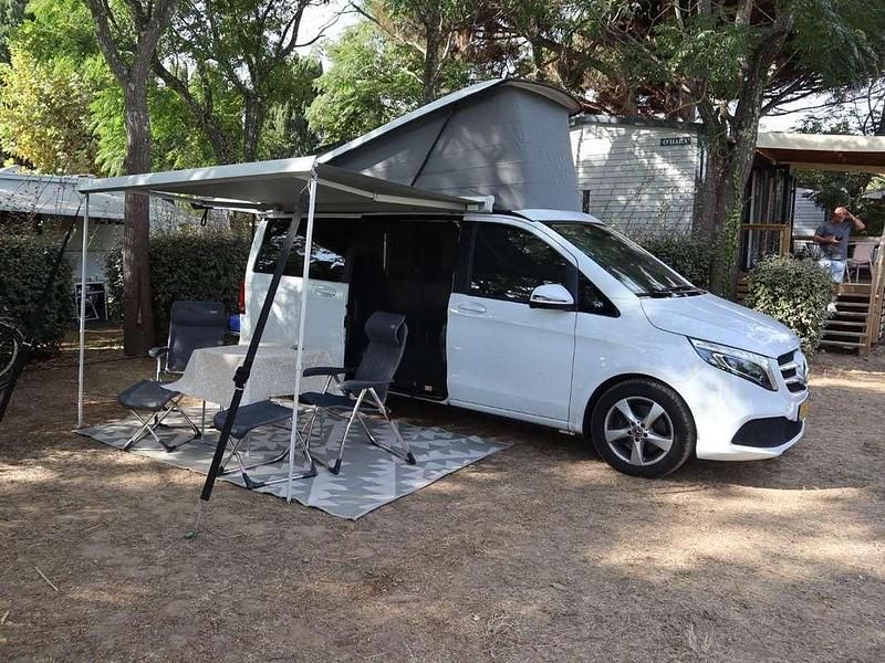 Wit Gebruikt 2021 Mercedes V250 Marco Polo MPV | € 79.500 (Goede deal) - Afbeelding 1/4