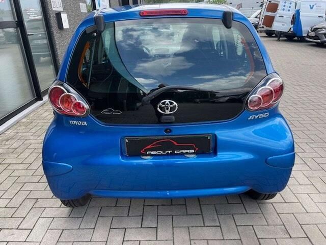 Occasion Toyota Aygo Active 68 PK (50 kW) 2012 Blauw Hatchback
