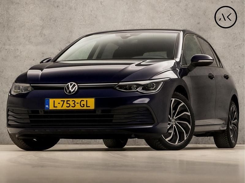 Blauw Gebruikt 2021 VW Golf VIII Sport Hatchback | € 20.245 (Super prijs) - Afbeelding 1/4