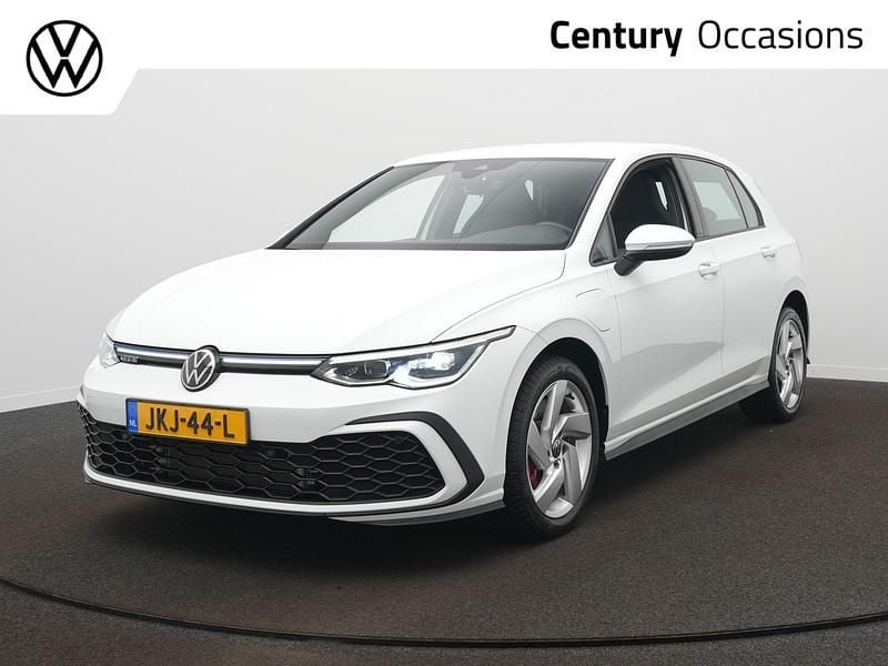 Wit Gebruikt 2022 VW Golf VIII GTE Hatchback | € 25.900 (Super prijs) - Afbeelding 1/4