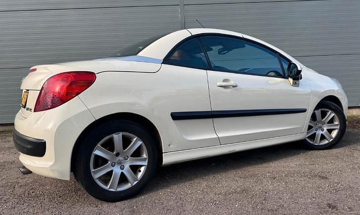 Occasion Peugeot 207 CC 119 PK (87 kW) 2007 Cabriolet