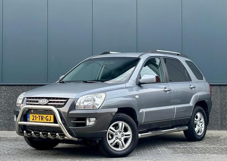 Grijs Gebruikt 2007 Kia Sportage SUV | € 3.245 (Eerlijke prijs) - Afbeelding 1/4