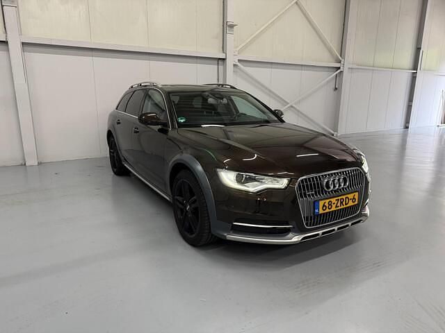 Bruin Gebruikt 2013 Audi A6 Allroad Proline Stationwagen | € 16.950 (Super prijs) - Afbeelding 1/4