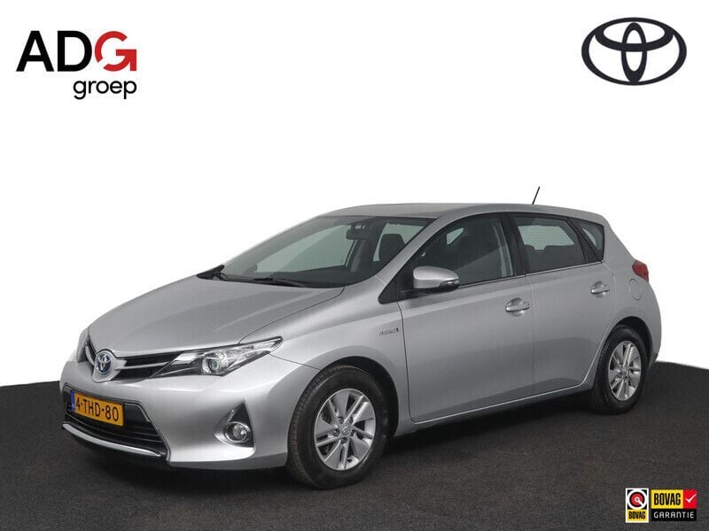 Grijs Gebruikt 2014 Toyota Auris Hybrid Hatchback | € 15.950 (Eerlijke prijs) - Afbeelding 1/4