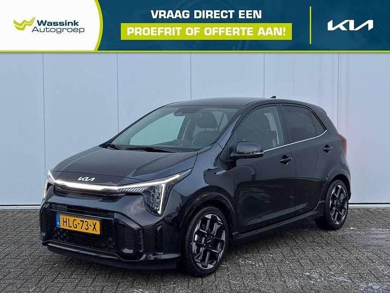 Zwart (metallic) Occasion 2025 Kia Picanto GT-Line Hatchback | € 21.740 (Goede deal) - Afbeelding 1/4