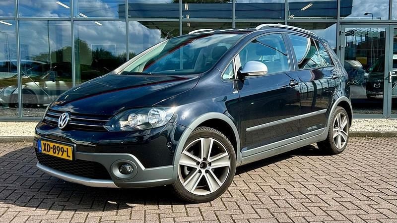 Zwart Gebruikt 2012 VW Golf Plus Cross MPV | € 9.545 - Afbeelding 1/4