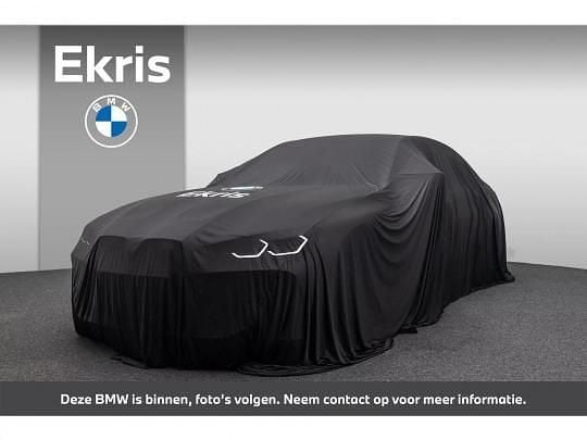 Bluestone metallic (licht grijs metallic) Gebruikt 2022 BMW 520 Executive Sedan | € 40.900 (Goede deal) - Afbeelding 1/1