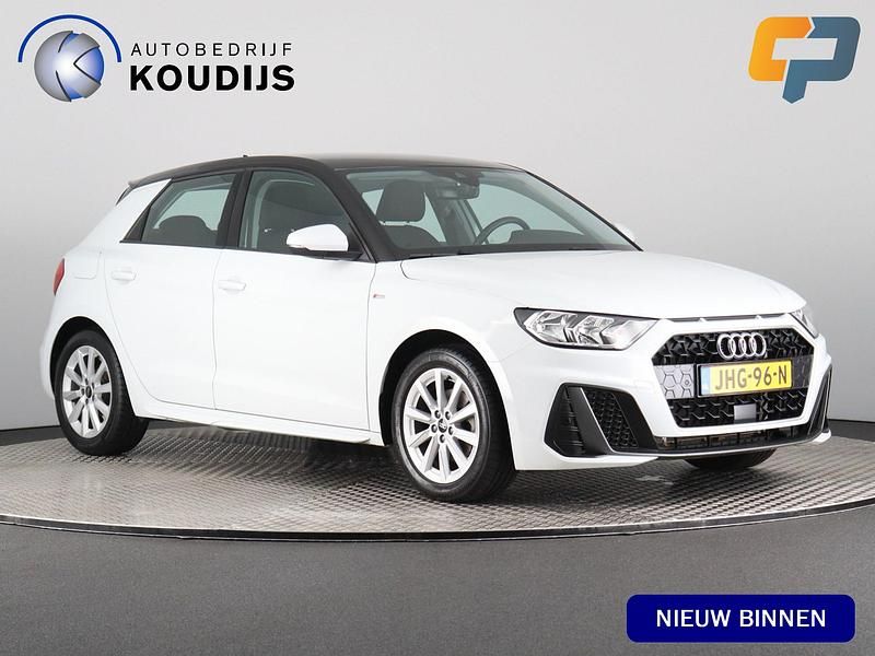 Wit Gebruikt 2024 Audi A1 Sportback Advanced Hatchback | € 27.890 (Eerlijke prijs) - Afbeelding 1/4