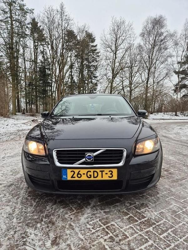 Occasion 2008 Volvo C30 Kinetic Hatchback | € 2.699 (Eerlijke prijs) - Afbeelding 1/4