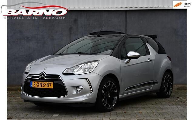 Grijs Gebruikt 2013 Citroën DS3 Cabriolet Sport Chic Cabriolet | € 6.999 (Iets duurder) - Afbeelding 1/4