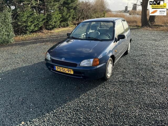 Blauw Gebruikt 1996 Toyota Starlet XLi Hatchback | € 1.750 (Iets duurder) - Afbeelding 1/4
