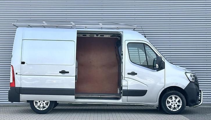 Occasion Renault Master 150 PK (110 kW) 2021 Zilver MPV