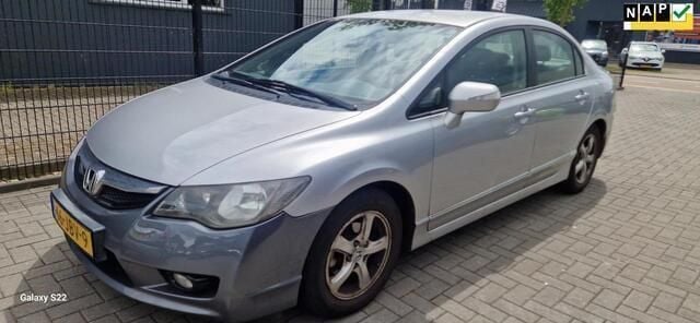 Grijs Gebruikt 2009 Honda Civic Hybrid Sedan | € 2.450 (Super prijs) - Afbeelding 1/4