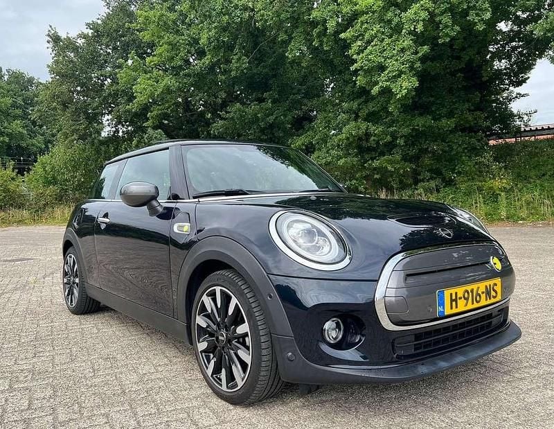Blauw Gebruikt 2020 Mini Cooper SE Hatchback | € 17.250 (Eerlijke prijs) - Afbeelding 1/4